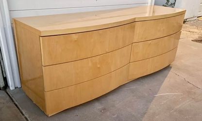 Gorgeous Long & Low Mid Century Modern Copenhagen High Gloss 6 Drawer Dresser