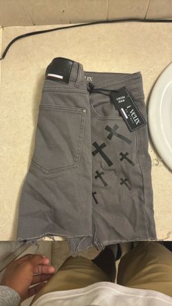 (Delivery)Grey cross jean jorts size 30