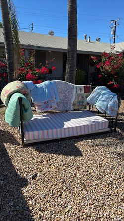 Day Bed