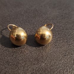 18kt Gold Earrings 