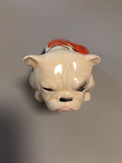 Bull dog Royal Doulton figurine