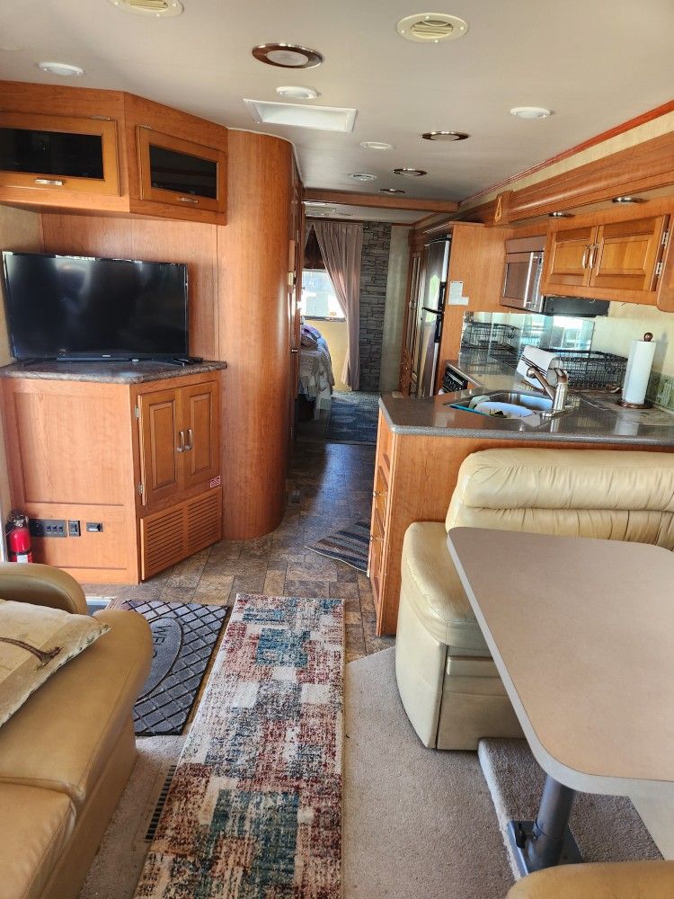 2010 Forrest river Georgetown