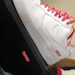 130$ Worn Once 9.5 /10 Condition Comes With White Laces Too Brand New