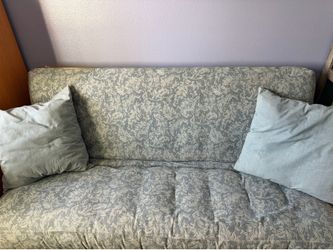Queen size Futon couch / bed