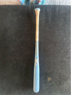 Victus Custom Birch wood bat