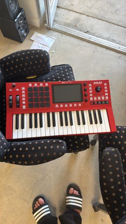 Akai pro mpc key 37