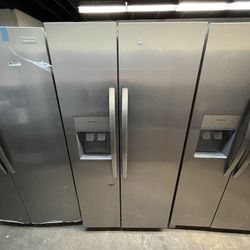 FRIGIDAIRE 33” SIDE BY SIDE REFRIGERATOR