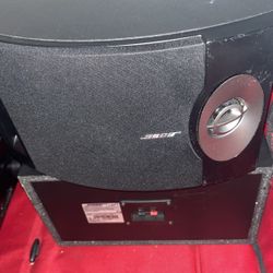 Bookshelf Bose Surrounding Home