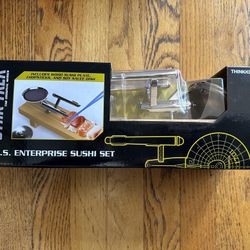 Thinkgeek Star Trek Enterprise Sushi Set