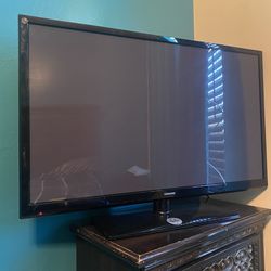 45” Samsung TV