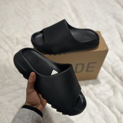 Yeezy Slides