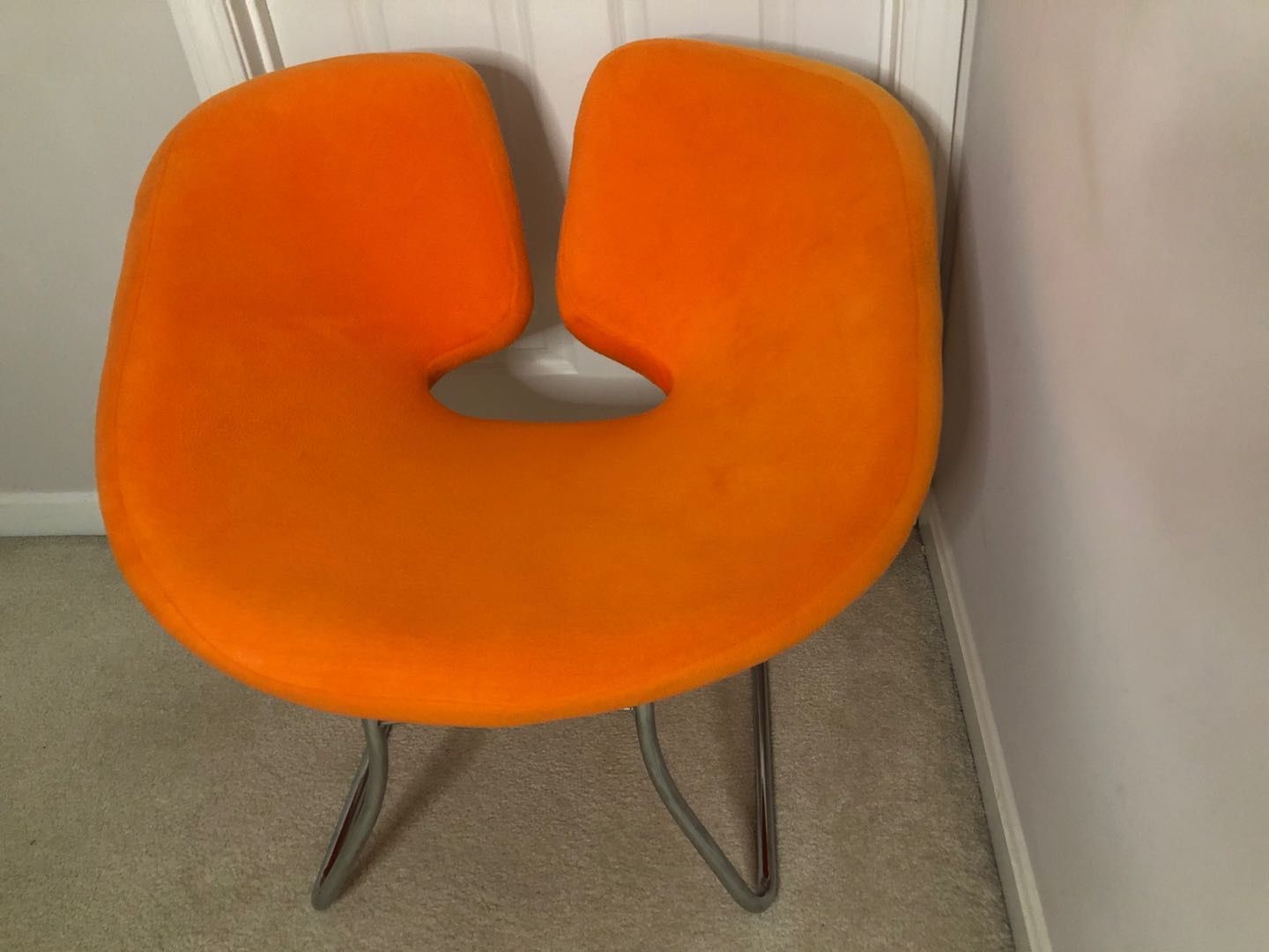 Brand New Fancy Comfortable Chair SALE