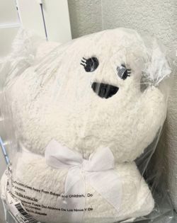 $30….New Novogratz boy/girl Ghost pillow set. Please pickup in the area of 36th Ave and Pinnacle peak within 24hours of take greatly appreciated. Tha