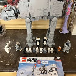 LEGO Star Wars: AT-AT, Tauntaun Microfighters, And Snow Trooper, Battle Pack