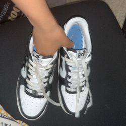 Bape Stas Black And White Size 7 Men