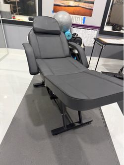 Multi-Purpose Salon / Spa Chair – Never Used