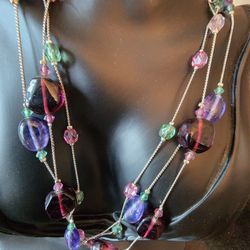 Beautiful Old Avon Silvertoned Necklase With Glass And Crystal Beads