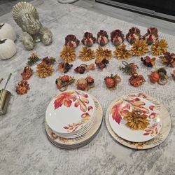 Early Thanksgiving! / Moving sale