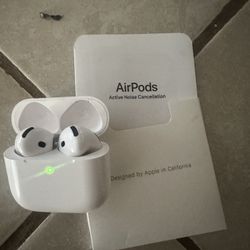 AirPods 4 with ANC