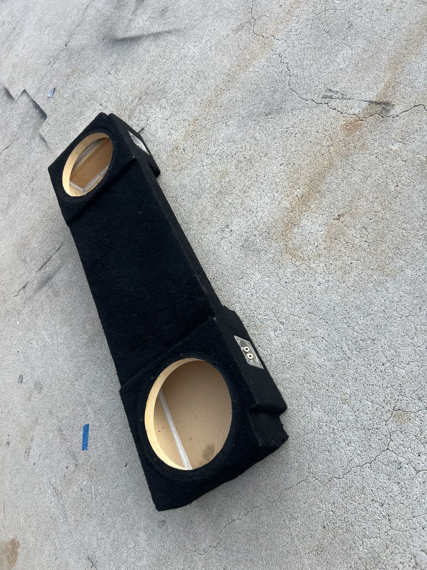 ($120 firm) custom built 2/10s sub box for a 02 to 13 Chevy Avalanche and Chevy HD 2500
