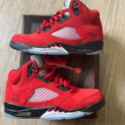 Jordan 5 Raging Bull Size 8.5