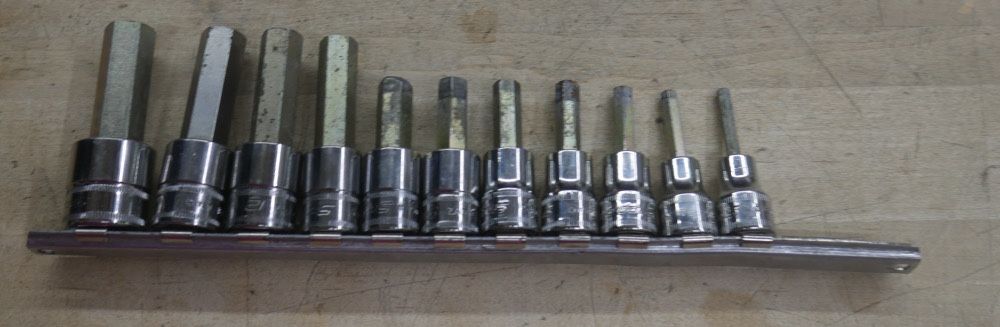 11 Snap On Tool FAM14E -4E-3/8" Drive 14mm-4MM METRIC Bit SocketS Nice. USED. NICE CONDITION.