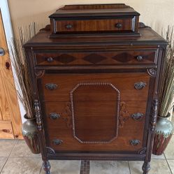 Walnut Hi boy Antique 5 Drawer Dresser