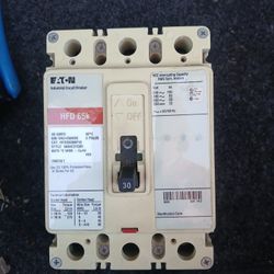 Eaton Molded Case Circuit Breaker