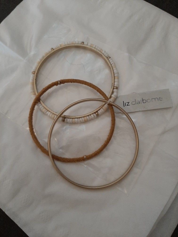 New Liz Clairbone Bracelet ( Set Of 3)