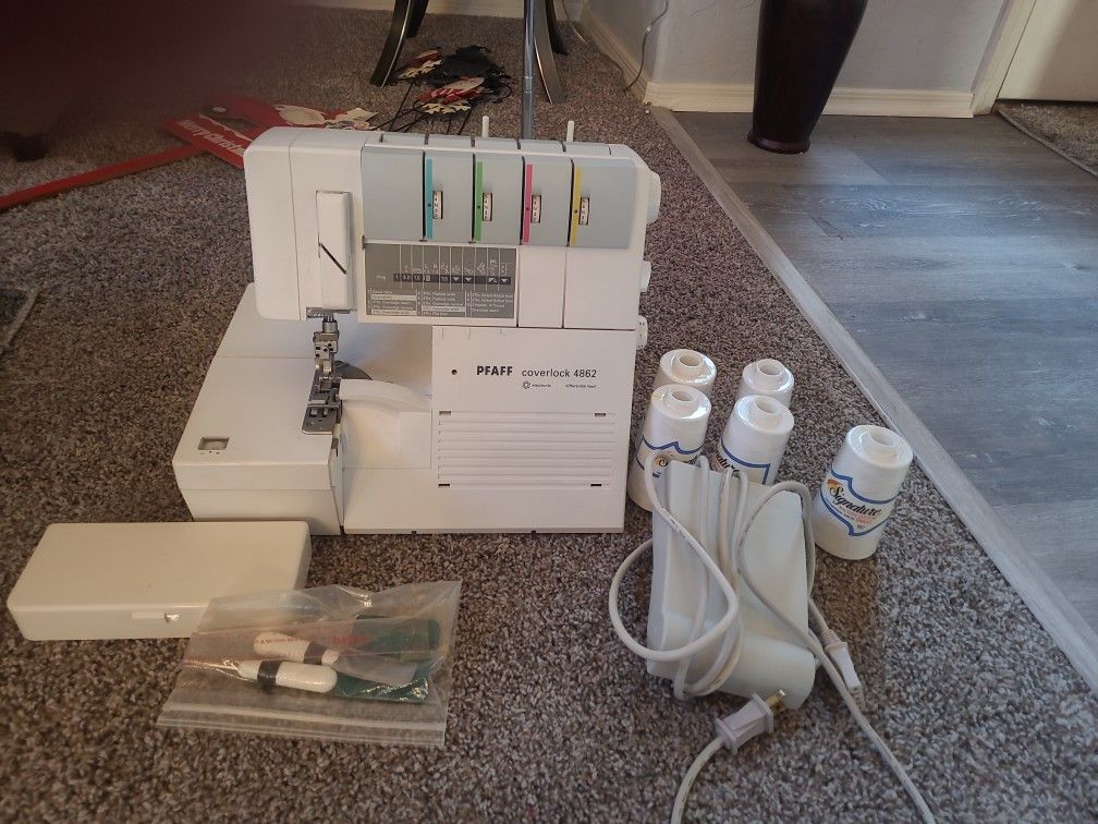 PFAFF COVERLOCK 4862 SERGER for Sale in Mesa, AZ OfferUp