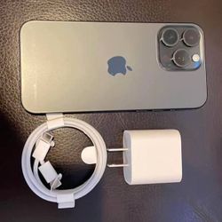 Factory unlocked iphone 15 Pro Max 256gb Black Titanium