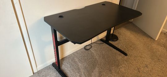 Gaming Desk / Gaming Table