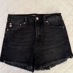 Woman’s Denim Shorts 