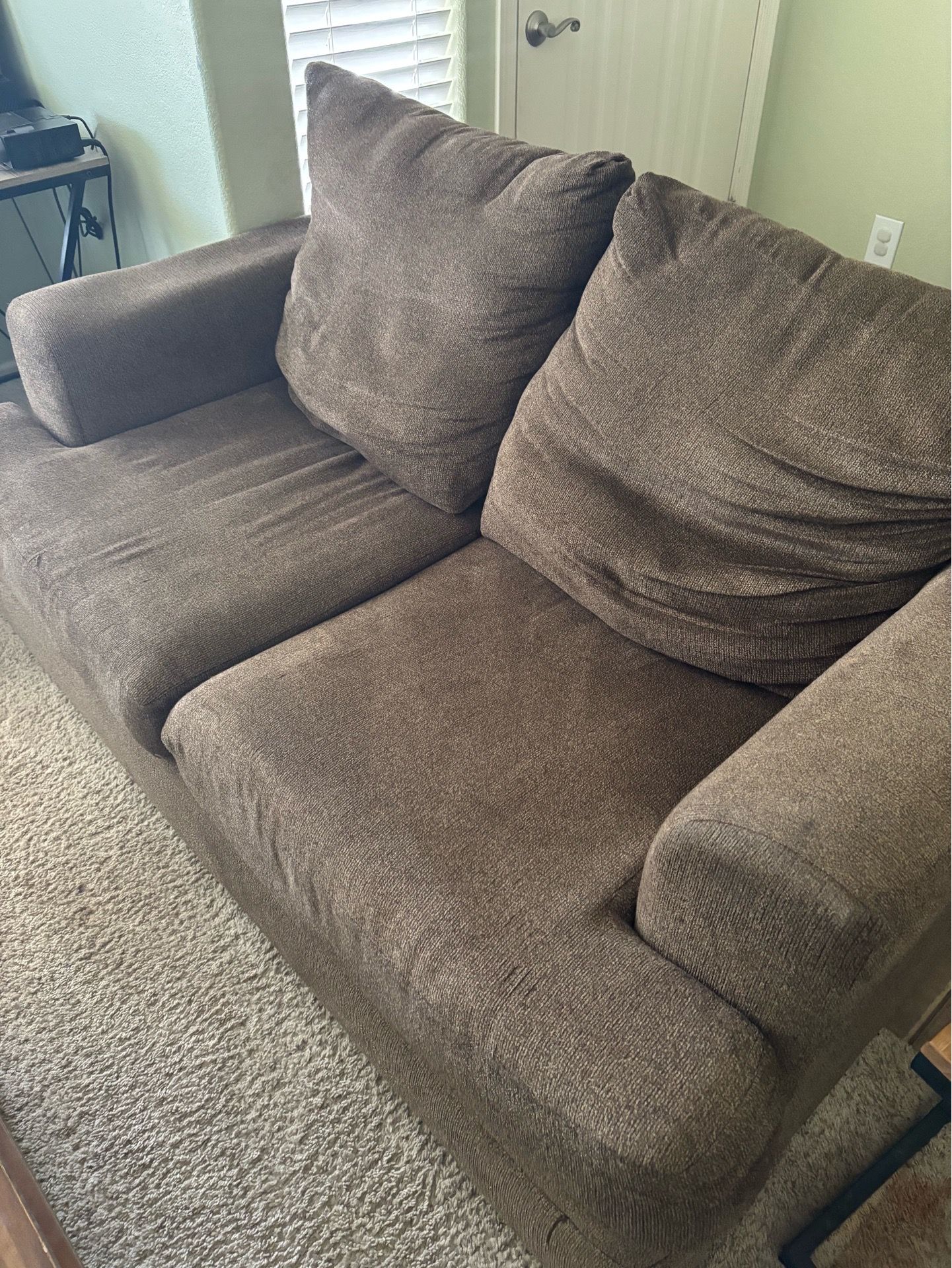 Free Love Seat