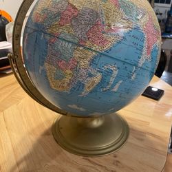 Vintage-Style World Globe – Brass Base Home Decor