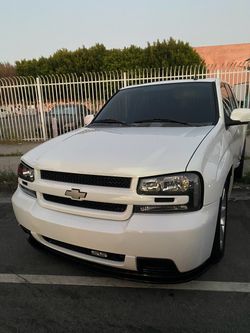 Chevrolet TrailBlazer SS White SUV