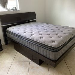 Bed Frame with Mattress