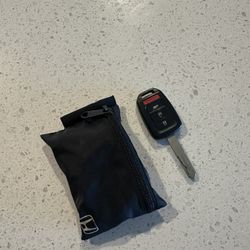 2013-2022 Honda HRV Lug key And OEM Key