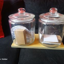 2- gallon glass juice dispenser