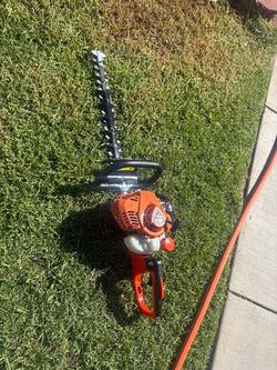 20 in. 21.2 cc Gas 2-Stroke Hedge Trimmer
