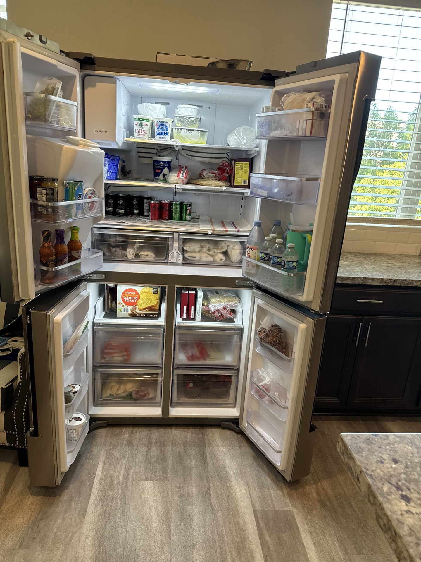 Full Fridge/freezer