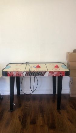 Vintage hockey Table