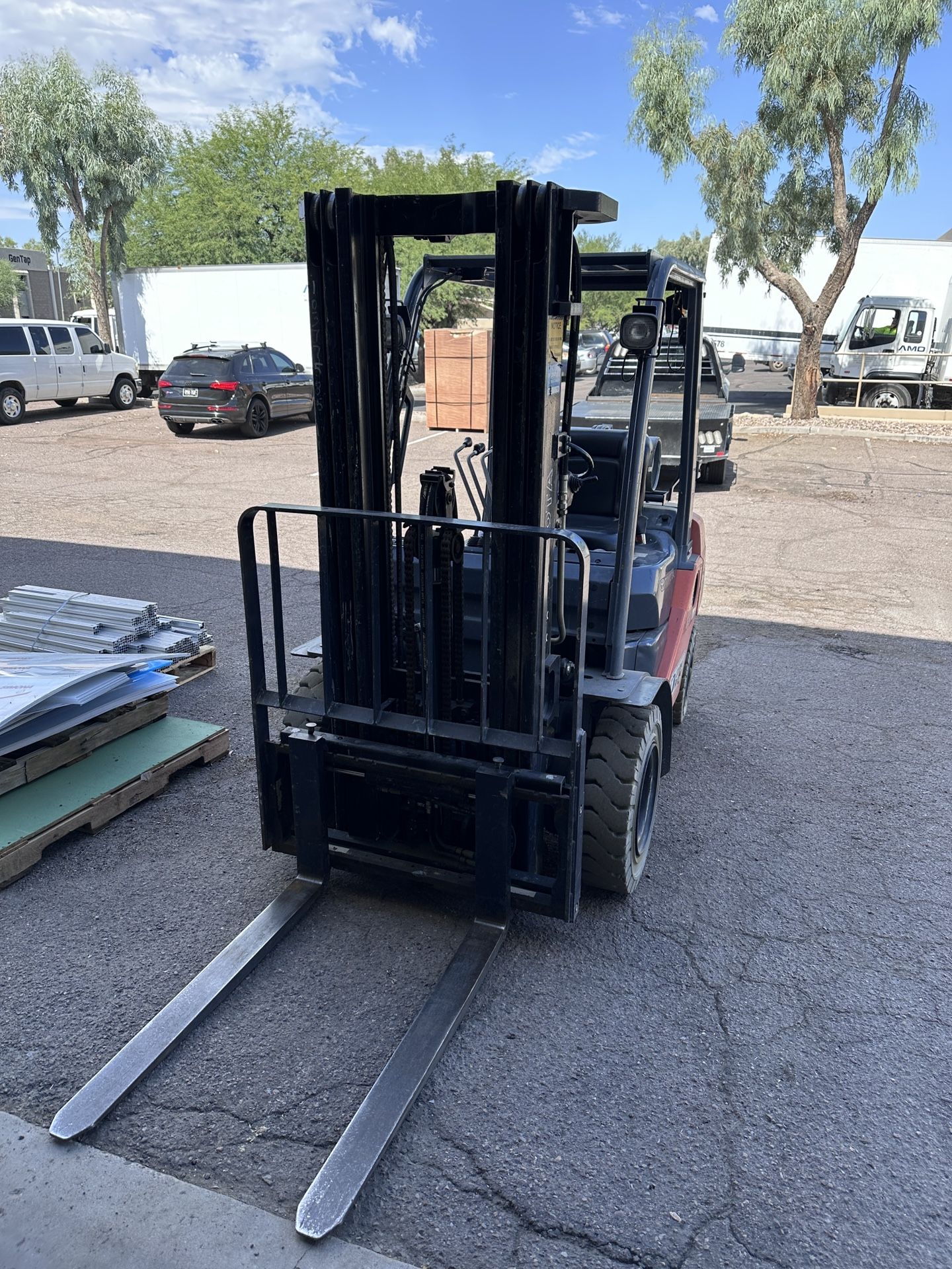 2015 Toyota Forklift 8FGU25 Only 2,747 Hours