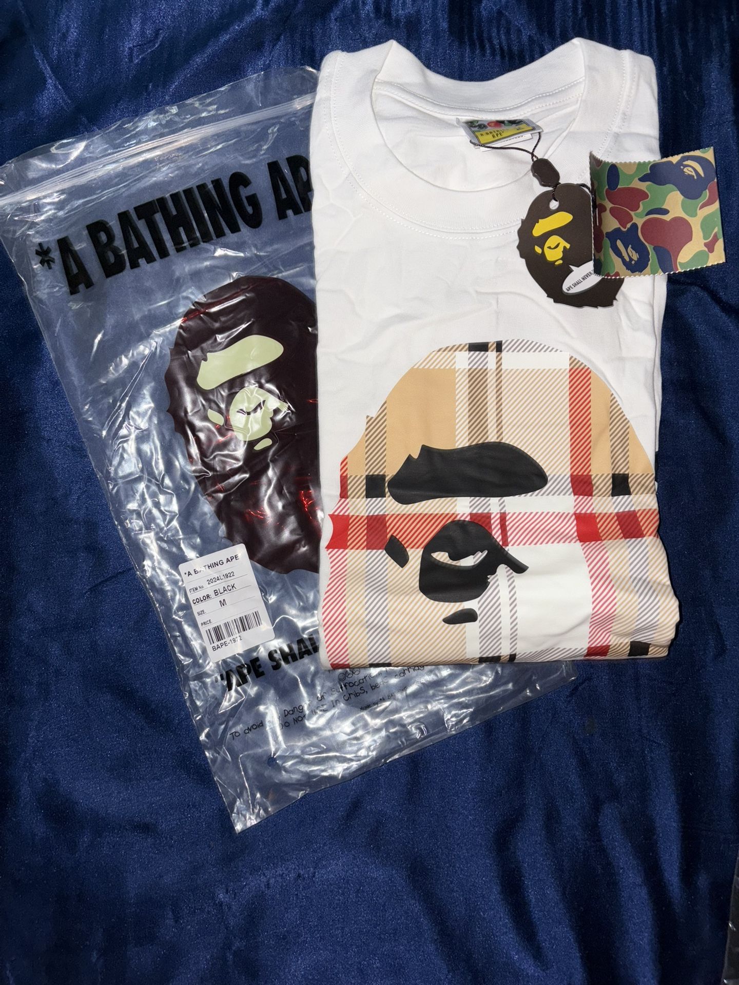 White BurBerry A bathing Ape size M