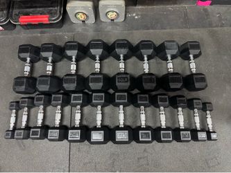 BRAND NEW  5-50 dumbbell set 550lb total