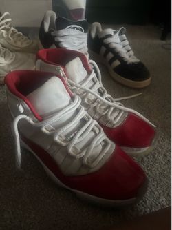 Size 10 jordan  cherry 11s