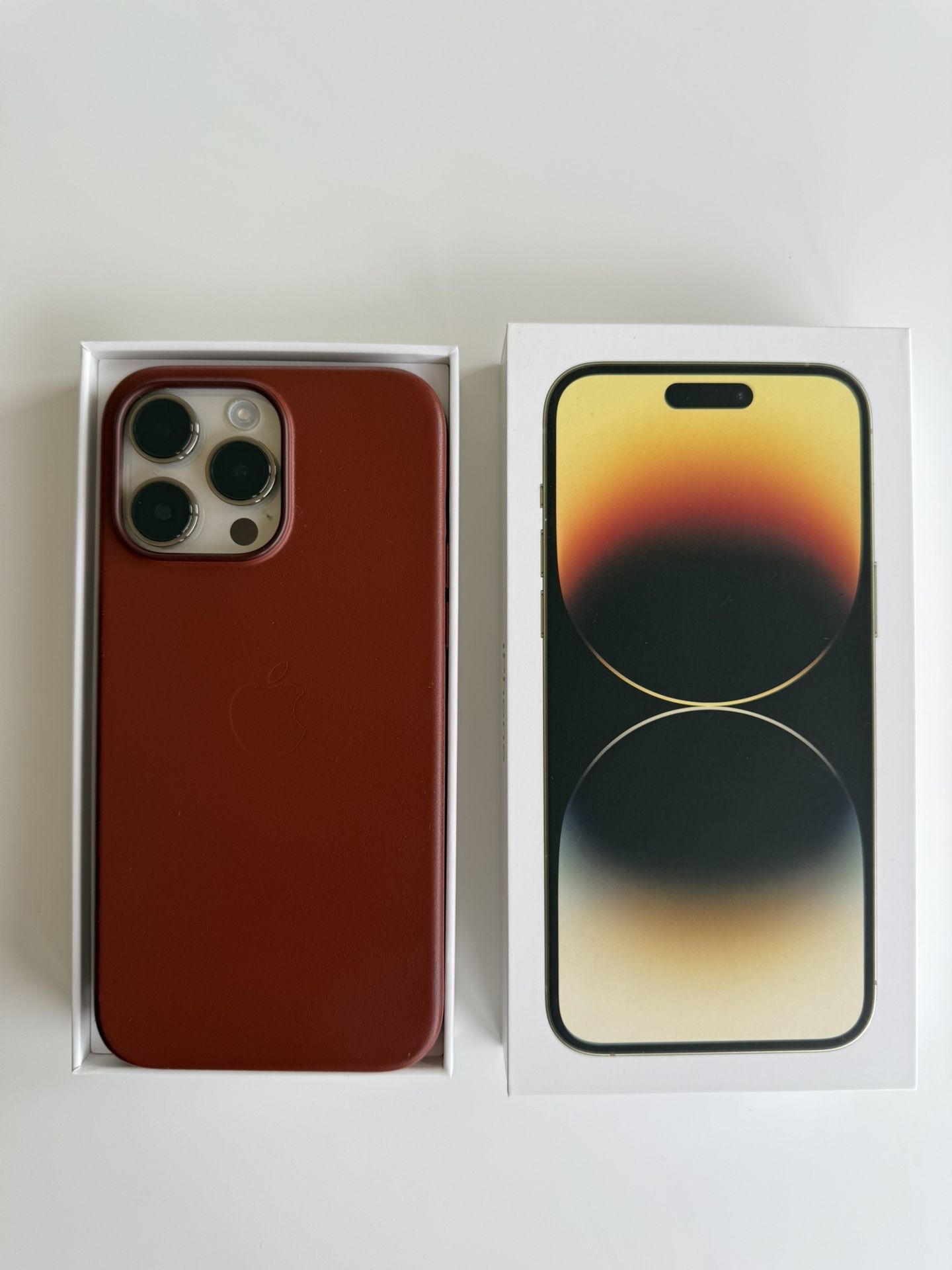 Unlocked iPhone 14 Pro Max 128GB Gold