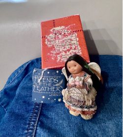 Enesco Friends of the Feather Angel Figurine