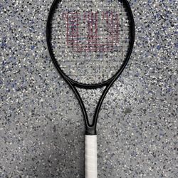 Wilson Pro Staff RF26 v11 Youth 4 3/8” Racket #2909