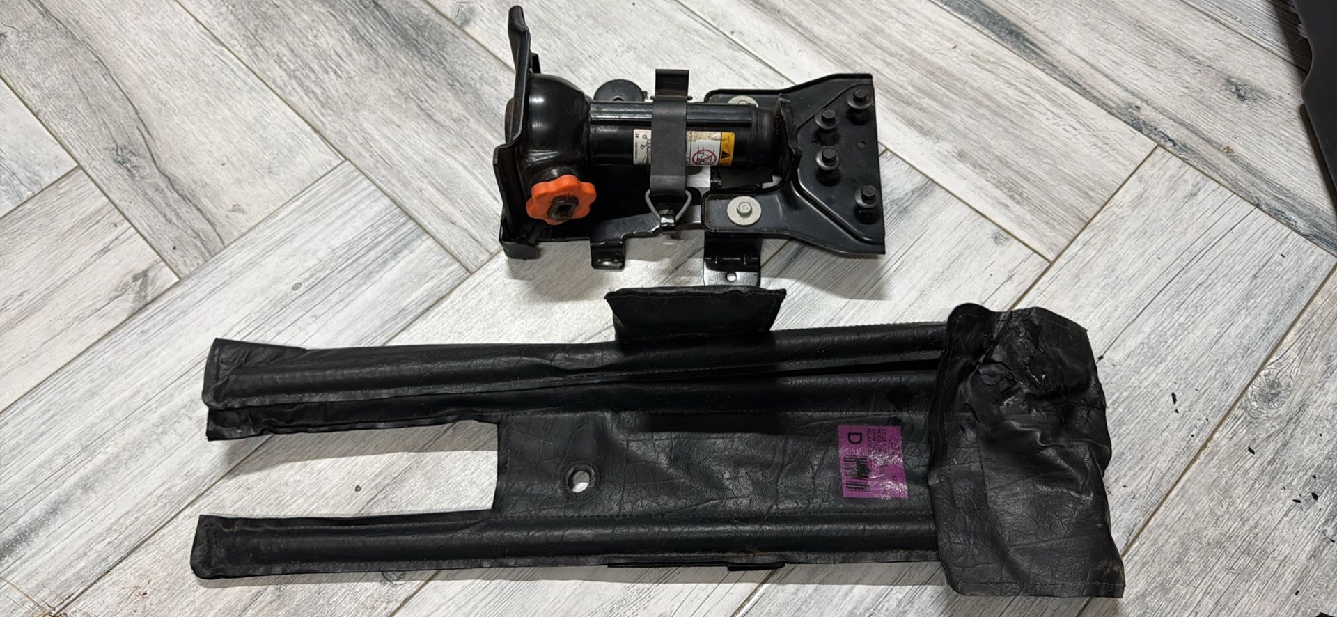2015 f250 Oem spare tire tools and jack 